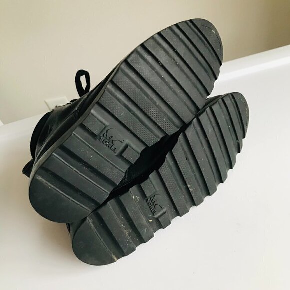 Sorel Madson Black Leather Waterproof Moc Toe Boot Size 5 EUR 37 - Picture 8 of 8